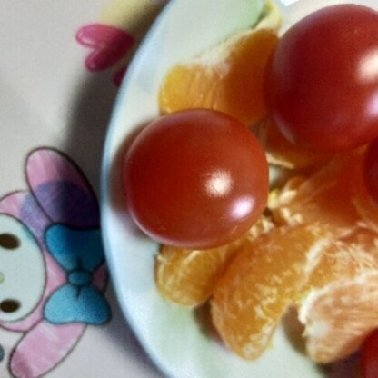 トマトとキウイなかったのでみかんで(*´∇`)ﾉ美味しかったです( ੭˙꒳ ˙)੭